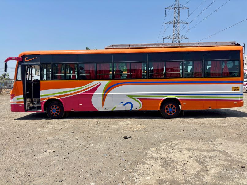 32 Seater Bus